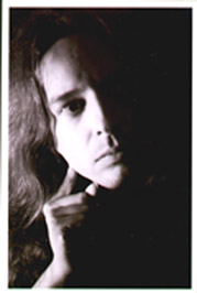 Hartmut Kreckel talks about the new YELLOWHOUSE CD - Illusions Of Everyday and more...